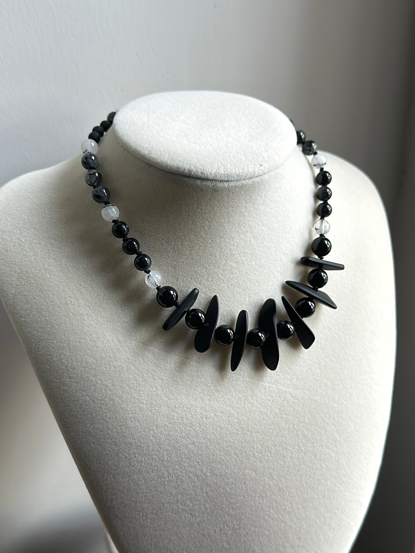 Necklace - Black Sardonyx Bones Choker