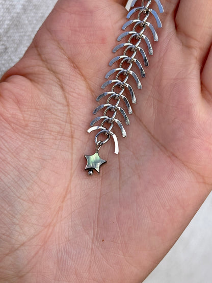 Charm - Byzantine Chainmail Fishbones